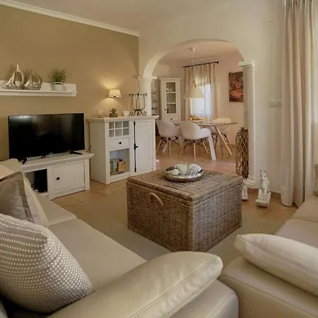 Semesterbostad Casablanca In Comfortable Denia